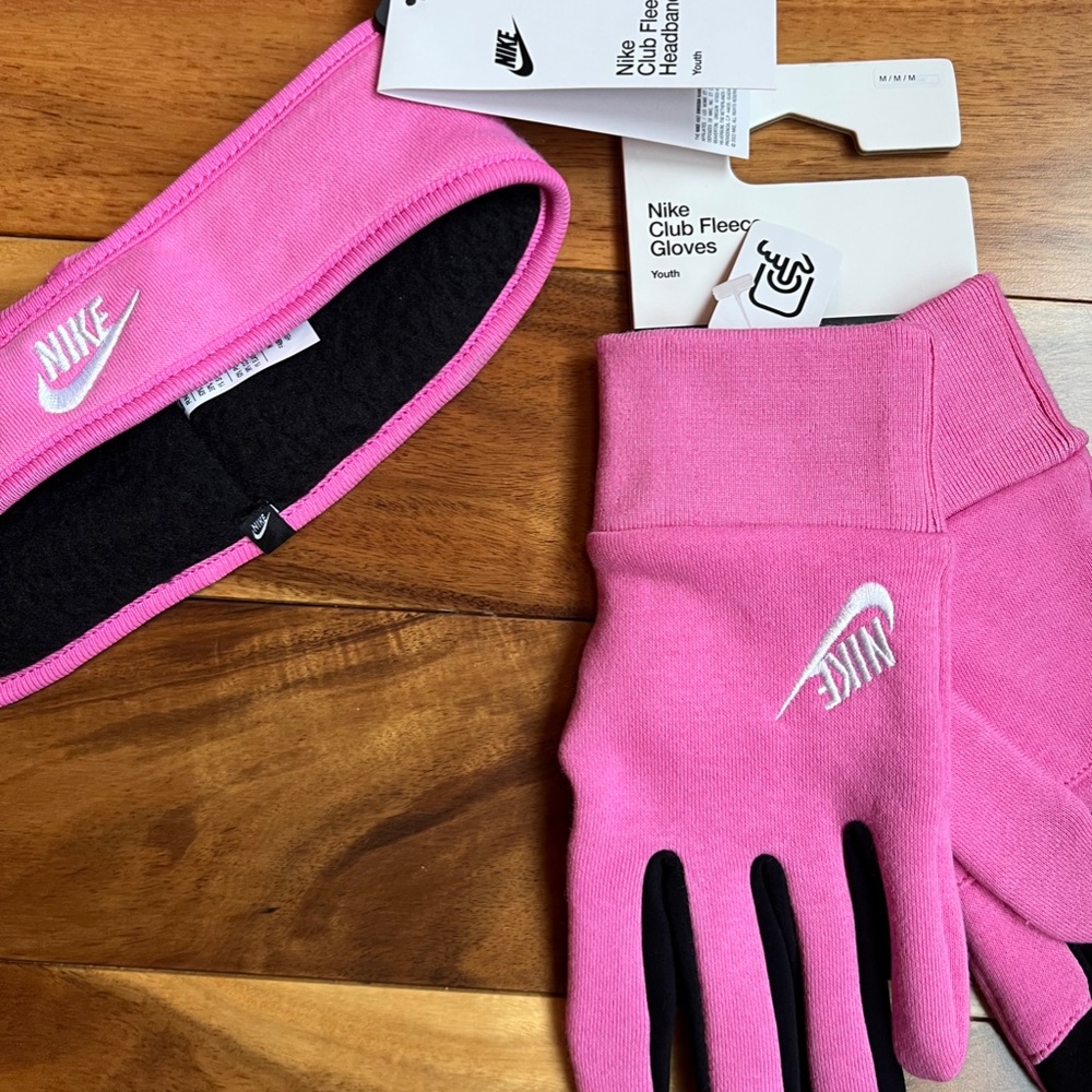 Nike Girls Youth Club Fleece Headband & Club Fleece Gloves NWT Pink Black - Picture 2 of 7
